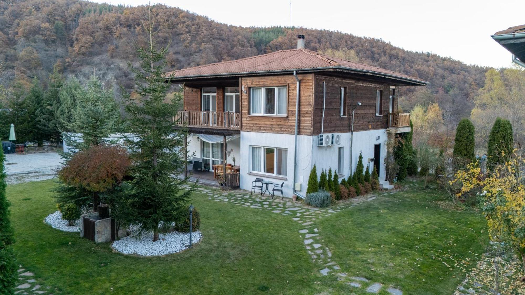 Вила Ибър в Комплекс Къщетата Raduil Экстерьер фото